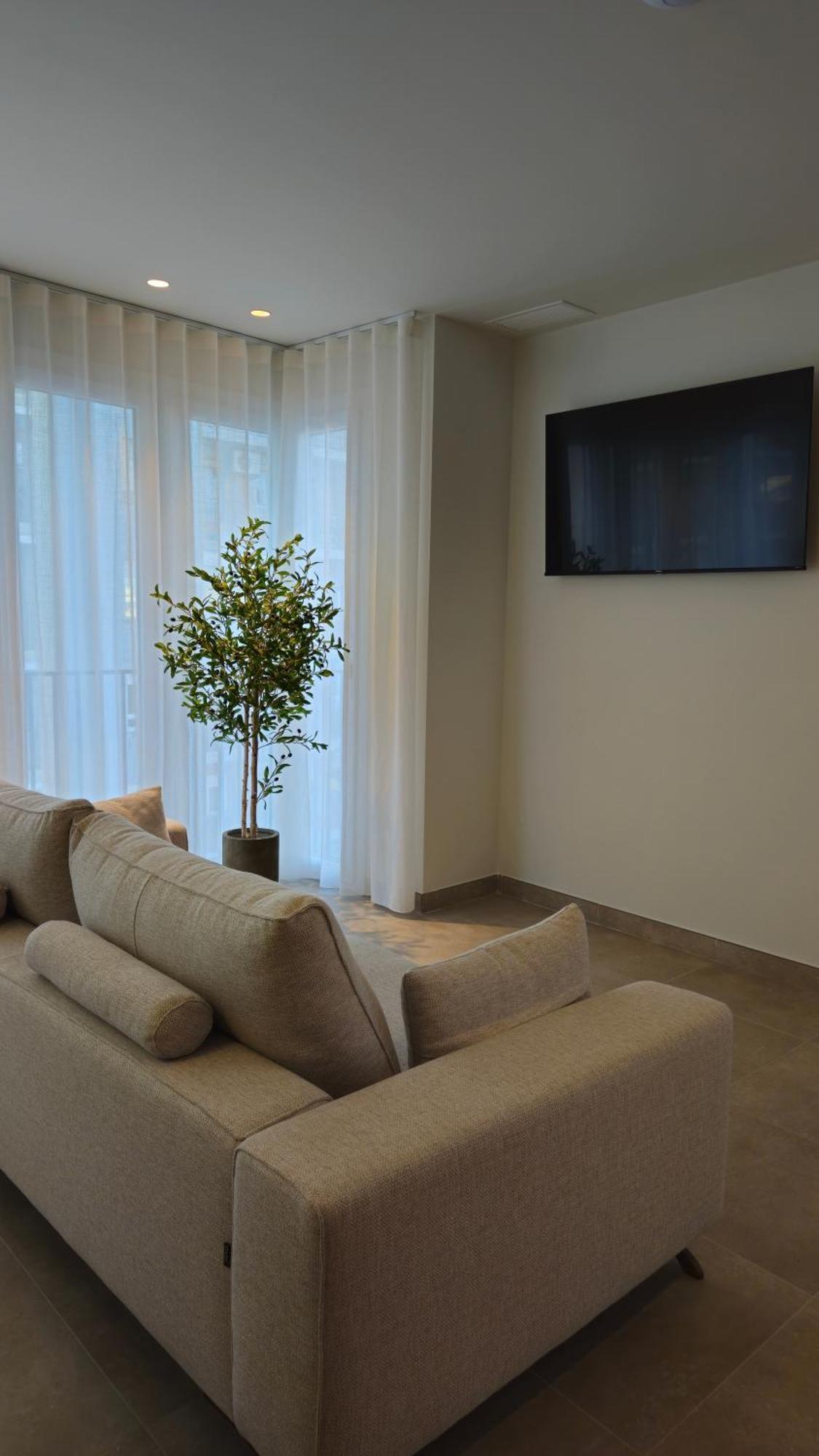 Imperial Apartamentos Valencia Buitenkant foto