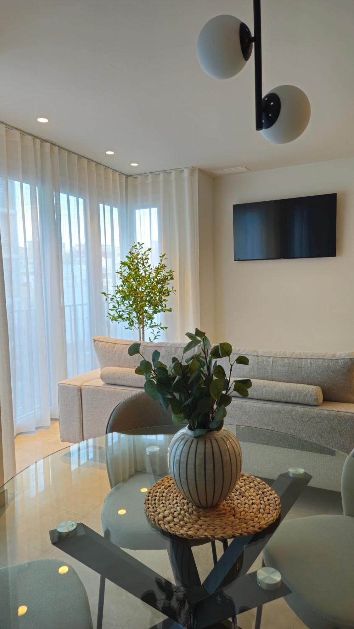 Imperial Apartamentos Valencia Buitenkant foto